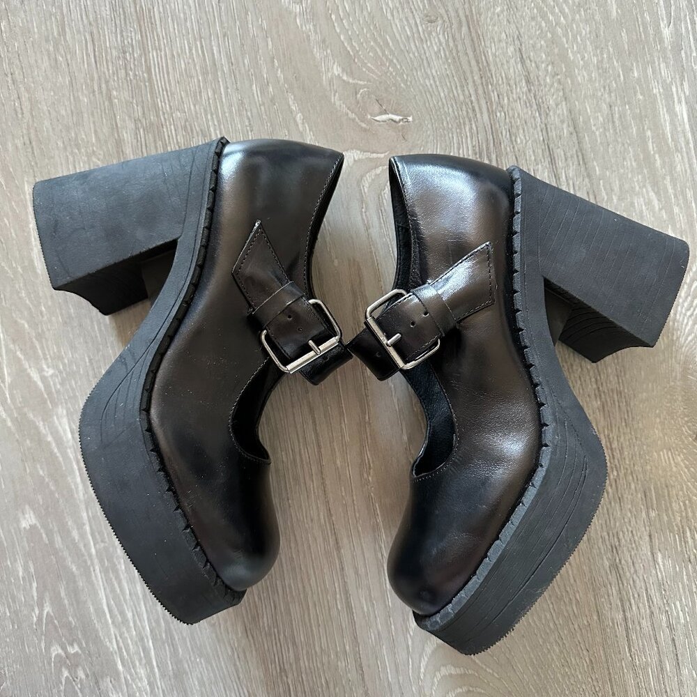 LINTERVALLE MARY JANE PLATFORM SHOES